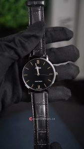 Jam Tangan Pria Casio MTP-VT01L-1B Quartz Watch Black Dial Black Leather Strap