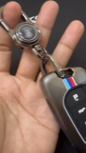 เคสกุญแจรีโมทรีโว่  Toyota Hilux Revo กุญแจแบบไขสตาร์ท (Alloy  Luminescence 3D Silicone Push button Guard)   Toyota Key Sets Model Hilux Revo  Altis 2014-19 พับข้าง แบบ 2 ปุ่มและ 3 ปุ่ม Metal Protective Case Zinc Alloy