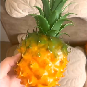 สับปะรด ปลอม เหมือนจริง สำหรับตกแต่งบ้าน แต่งร้านค้า ผลไม้ปลอม ผลไม้ประดิษฐ์ ผลไม้เทียม พร๊อพถ่ายรูป แบบจำลองอาหาร สับปะรดปลอม