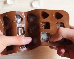 Cetakan Silikon Food Grade Tahan Panas Alfabet Angka HBD / Cetakan Multifungsi Puding Es Coklat Jelly