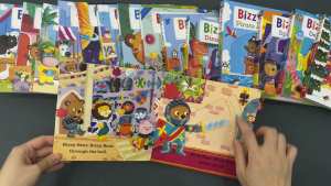 Bizzy Bear Book Series Sliders Push Pull Board Books Hard Book Bahasa Inggris (scan QR code baca cerita)