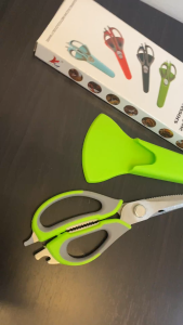 High end scissor - 7 in 1 Stainless Steel Multipurpose Detachable Mighty Shears Scissor
