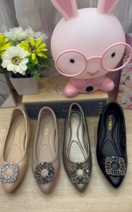 รองเท้าคัทชู อะไหล่ถอดติดได้ K222-2" เปลี่ยนเป็น "รองเท้าคัทชู อะไหล่ถอดติด K222-2