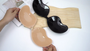 บรา ปีกนก เสื้อในปีกนก บราปีก บราปีกนกดันทรง บราปีกนกปีกนก บราปีกนกตะขอหน้า บราดันทรง ดีไซน์ทรงน้องมะม่วงน่ารักสุดๆ รุ่นใหม่กาวแน่น ติดทน โดนนำ้ได้