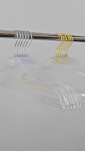 ไม้แขวนเสื้อ ไม้แขวนกากเพชร ไม้แขวนกลิตเตอร์ใส ไม้แขวนประหยัดพื้นที่ 12 ไม้