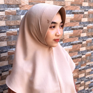 Bani Batuta - Hijab / Jilbab / Kerudung Instan Wanita Dewasa Khimar Freed Exclusive