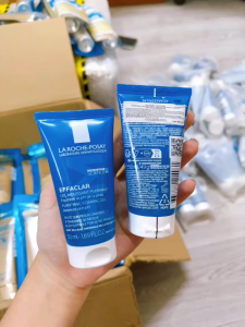 Gel Rửa Mặt La Roche-Posay Effaclar Purifying Dành Cho Da Dầu Nhạy Cảm 50ml (Mói)