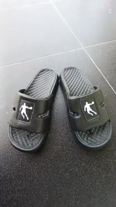 Sandal Slop Pria Slip On Terbaru Slop Anti slip Rumah Empuk karet empuk terbaru keren gaya karet distro