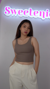 Square Tanktop Crop Wanita Premium Rib Knit Polos - Square Tanktop - Sweetenia