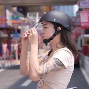 Topi Keledar Motosikal Retro & Elektrik: Kualitas & Keamanan