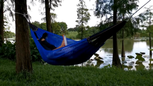 【Ready Stock】Duyan Camping Hiking Hammock 200kg Ice Silk Double Outdoor Foldable Hammock Travel Hammock cod