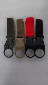 ที่แขวนขวดน้ำ แขวนขวดน้ำ คาราบิเนอร์ รับน้ำหนักได้ 3.3 kg. ที่แขวนขวดน้ำแบบร้อย เข็มขัด ร้อยกระเป๋า