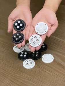 Bộ 4 Bánh Xe hạt Bánh Xe Bi Xoay 360 Độ Không Gây Tiếng Ồn (Đen/ Trắng)