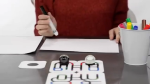 Ozobot Bit+ Entry Kit Coding Robot for Beginners STEM Educational Toys for Kids Ages 6+ Rechargeable