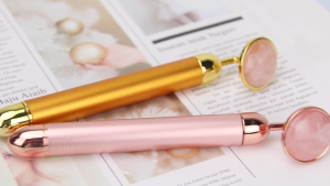✅SG Ready Stocks✅ JOMO 4-in-1 Electrical Jade Beauty Bar Vibrating Face Massager Rose Quartz Beauty Tool Shaped Lifting