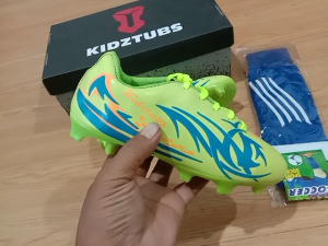 KIDZTUBS Sepatu Bola Sepatu Sepak Bola Anak Laki Laki-Sepatu Bola2030071924
