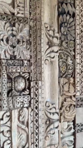 ไม้แกะสลัก 150 x120cm หนา 10 cm  กรอบรูป  สีธรรมชาติ unique patchwork carved wooden panel  สำหรับ ตกแต่งผนัง บ้าน โรงแรม สปา ร้านอาหาร สำนักงาน โรงแรม