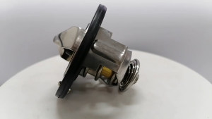 Isuzu Thermostat OE8-97361770-0For Isuzu DMAX Crosswind Sportivo Hilander Panther Fuego TFR