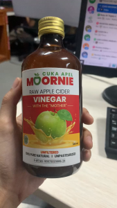 Cuka Apel MOORNIE 350 gr With the Mother Apple Vinegar Untuk Kesehatan DIET ALAMI