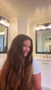 SH-RD Nutra-Therapy Shine Serum. Defrizz. UV + Thermal & Color Protection. Intense Shine and Softness. Prevent + Repair Split Ends. Replenish Moisture