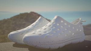 Kane Revive รองเท้าเพื่อสุขภาพ ช่วยกระตุ้นการฟื้นฟู (สี White Caramel Speckle)