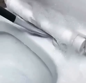 MO736 Sikat WC & Pembersih Closet Toilet: Panduan Lengkap