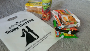 Isi 50 Pcs (Size 25cm x 35cm) Plastik Wedding Plastik Pernikahan Plastik Syukuran  Kantong Wedding Plastik Murah Plstik COD Plastik Custom