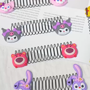 Sirkam Rambut Anak Perempuan Karakter Kartun Lotso Sisir Poni Sanggul Aksesoris Jepitan Rambut