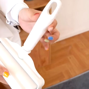 24cm Sticky Lint Roller Detachable Dust Hair Pet Fur Removable Paper Pet Clothes Carpet Cleaner Household Cleaning Tool Pelekat Habuk