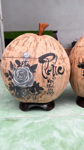 Vỏ Giữ Ấm Bình Trà Trái Dừa Không Sơn Vẽ Chữ Thư Pháp Quà Tặng Ngày Lễ Tết Trang Trí Handmade