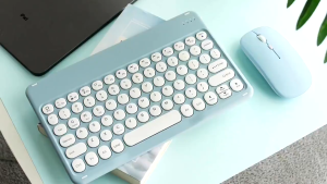 Z30 Bluetooth Keyboard+Mouse Portable Touch Keyboard Silent Wireless Rechargeable Suitable For IPad Windos Colorful