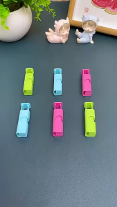 คลิปหนีบถุงอาหาร คลิปปิดผนึก พลาสติก ซองขนม รักษาความสะอาด ถนอมอาหาร  Sealing clip 1 ชิ้น