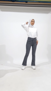 Celana Jeans Wanita Dewasa Model Cutbray