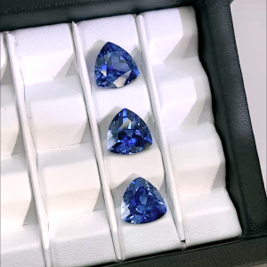 Lab Grown Sapphire Trillion Shape Cornflower Blue Sapphire Synthetic Corundum with Inclusions Natural Cut Loose Gemstones