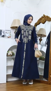 Gamis Dewasa Navy dengan Desain Bordir Mewah bahan Sigaret yang Memukau