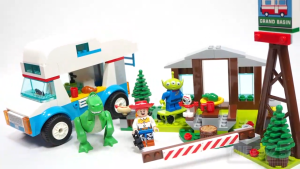 LEGO 10769 Toy Story 4 RV Vacation (Age 4+ / 178 pcs)