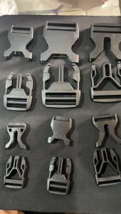 Buckle / Kunci Sodok Plastik Impor Ukuran 2  cm 25 cm 38 cm ( isi 12 pcs )