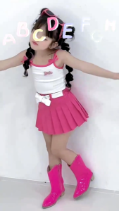 ชุดกระโปรงเด็กผู้หญิง เชือกเอวผูกโบว์ เสื้อสายเดี่ยวผ้าร่อง กระโปรงอัดพลีท น้ำหนัก10-30กิโล รหัสNNV