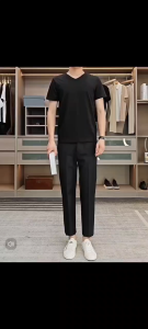 High Quality V Neck Plain T-shirt for men Cotton Vneck Tshirt For Men and Women Trendy Casual Summer Attire Short Sleeved Plain T-shirt