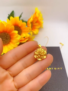 916 Gold Necklace Pawnable for Women buy 1 take 3 Multilayer Flower Pendant Necklace for Women Saudi Gold Jewelry Set Gold Necklace Aesthetic Gifts for Women