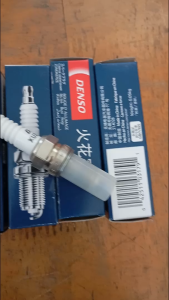 Bộ 4 bugi xe Fiat 500 mã XU22EPR-U của Denso