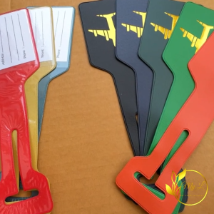 Tag Koper Untuk Perjalanan: Desain Minimalis, Tahan Air & Anti Debu