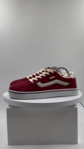 รองเท้าผ้าใบ Van Old Skool แวนส์กำมะหยี่ สีแดง สินค้ายอดฮิต ส่งเร็วจากไทย