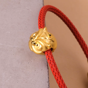 Chow Sang Sang 周生生 Charme Mini Blessings Culture 999 Gold Lion Charm 90023C (Bracelet Not Included)