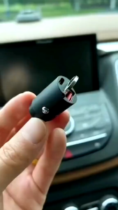 Tẩu sạc nhanh ô tô PUGAN 100wTẩu âm sạc điện thoại trên ô siêu nhanh cắm nguồn 2 cổng USB và TYPE C