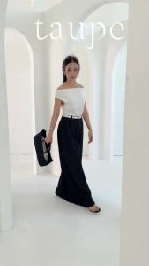 Taupe.brand - Elena Top เสื้อปาดไหล่ มีดีไซน์เก๋ ผ้ายืด ดีไซน์สวย  นุ่ม ยืด พรางหุ่น  ใส่สบายทรงนี้ใส่แมชง่าย เข้ากับทุกชุด ฟิลเกาหลี minimal ผ้ามีความเงาลื่น สวยฟิน เหมาะกับสาวไซส์ S / M