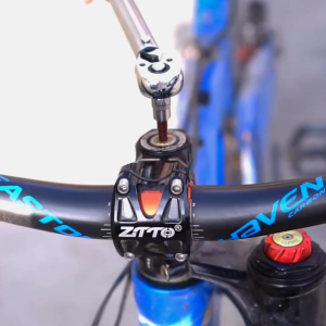 2 - 24 N.m Torque Wrench 1/4" Head Size 15 Bits 21 Bits Bike Tool Kunci Torsi Sepeda Kunci Momen Sepeda Tool Set Bike Wrench Torque Kunci Pas Sepeda Two Way Ratchet Bike Spanner Tools Alloy Kunci Sepeda Carbon Fiber Moment Torque 1/4 inch Alat Ukur Sepeda