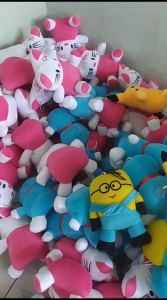 Promo Boneka Kaca Mobil Karakter Lucu Isi (12pcs) Gratis Tempelan Cop Kaca