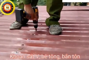 Máy khoan pin Dewalt 72v hàng chính hãng nhập ngoại máy khoan cầm tay 3 chức năng có búa tặng kèm phụ kiện 24 chi tiết