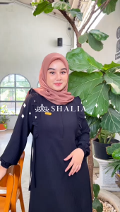 Nararaya SORAYA Dress Crinkle Airflow Gamis Simple Manis Elegan Polos All Size Resleting Busui Casual Formal Muslim